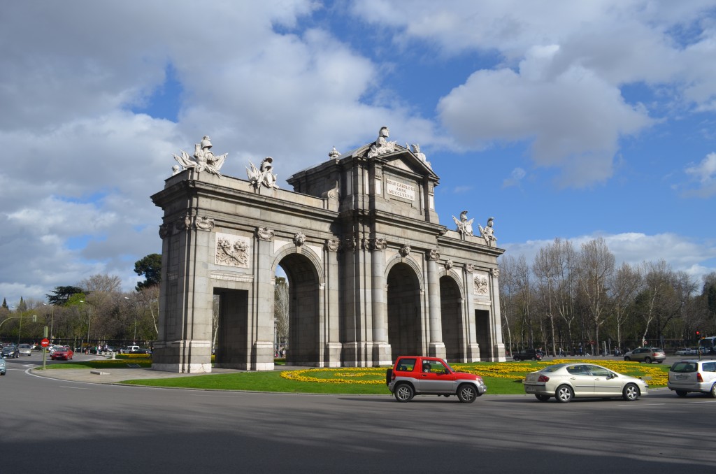 Welcome to Madrid - the gate to the city . . . at least in the days of horses and wagons :)